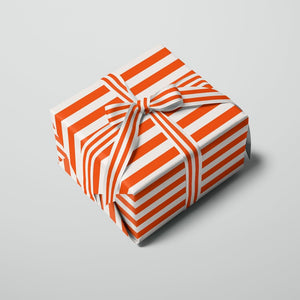 Geschenkpapier "Red Stripes" / Graphic Factory