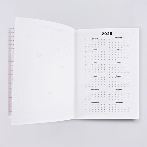 Weekly Planner 2025 „Haus“ / The Completist